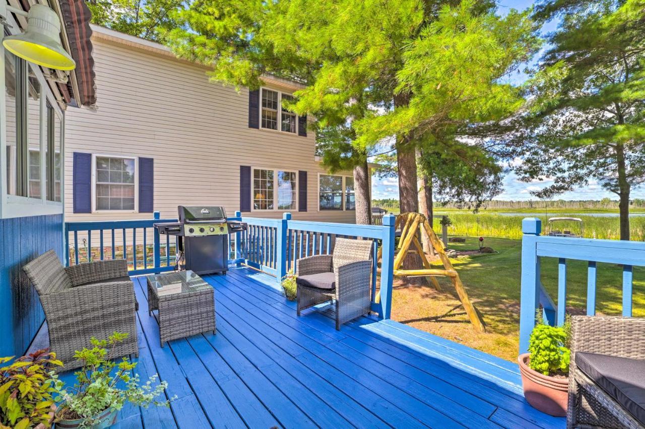 East Tawas Lakefront Getaway With Kayaks And Deck ภายนอก รูปภาพ